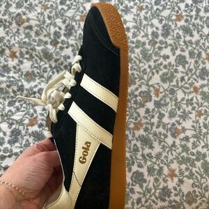 Gola Elan Women's Black and Cream Sneakers with Gum Sole